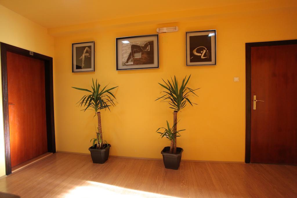 Villa Atina Stara Pazova Exterior foto